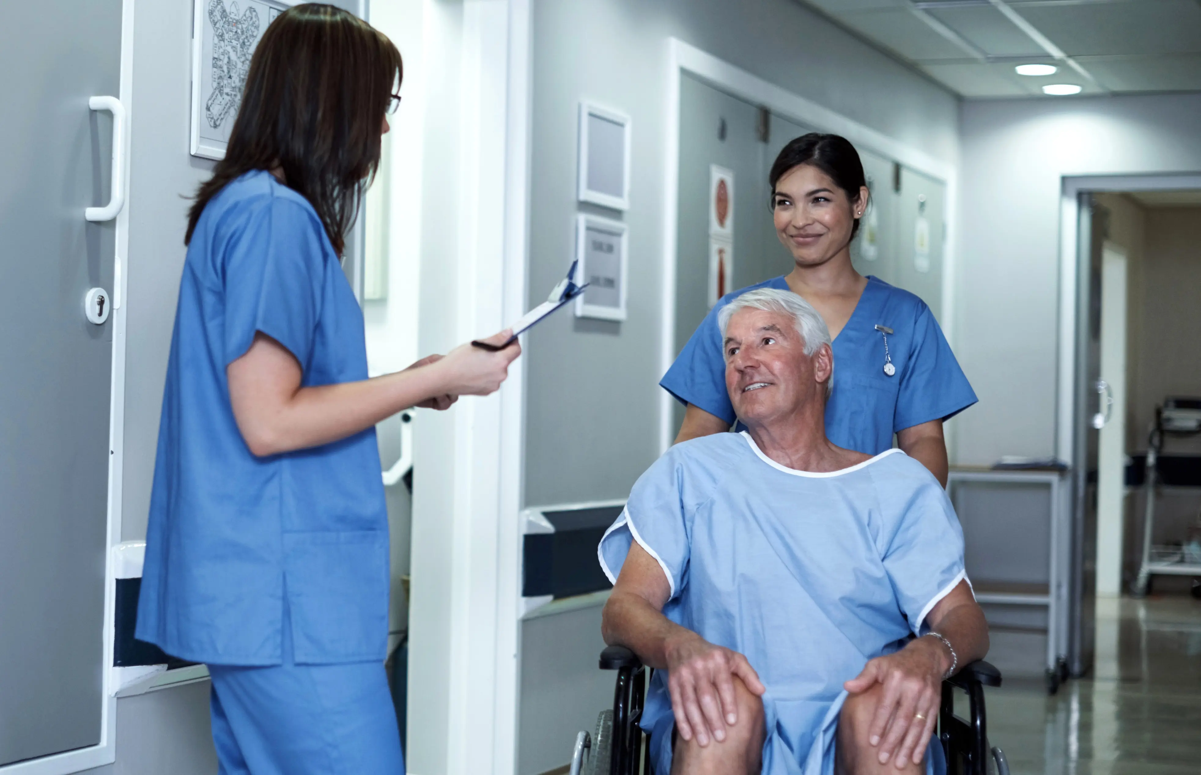 Caregiver-Safe-Patient-Assessment-iStock-598260534