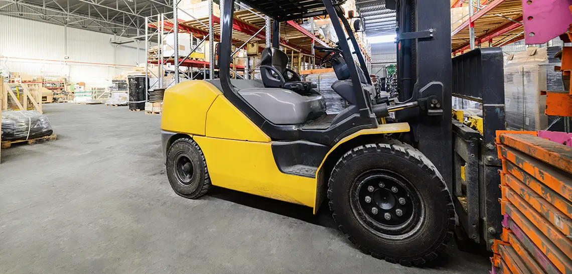 Forklift-ts-648416472-1140x546